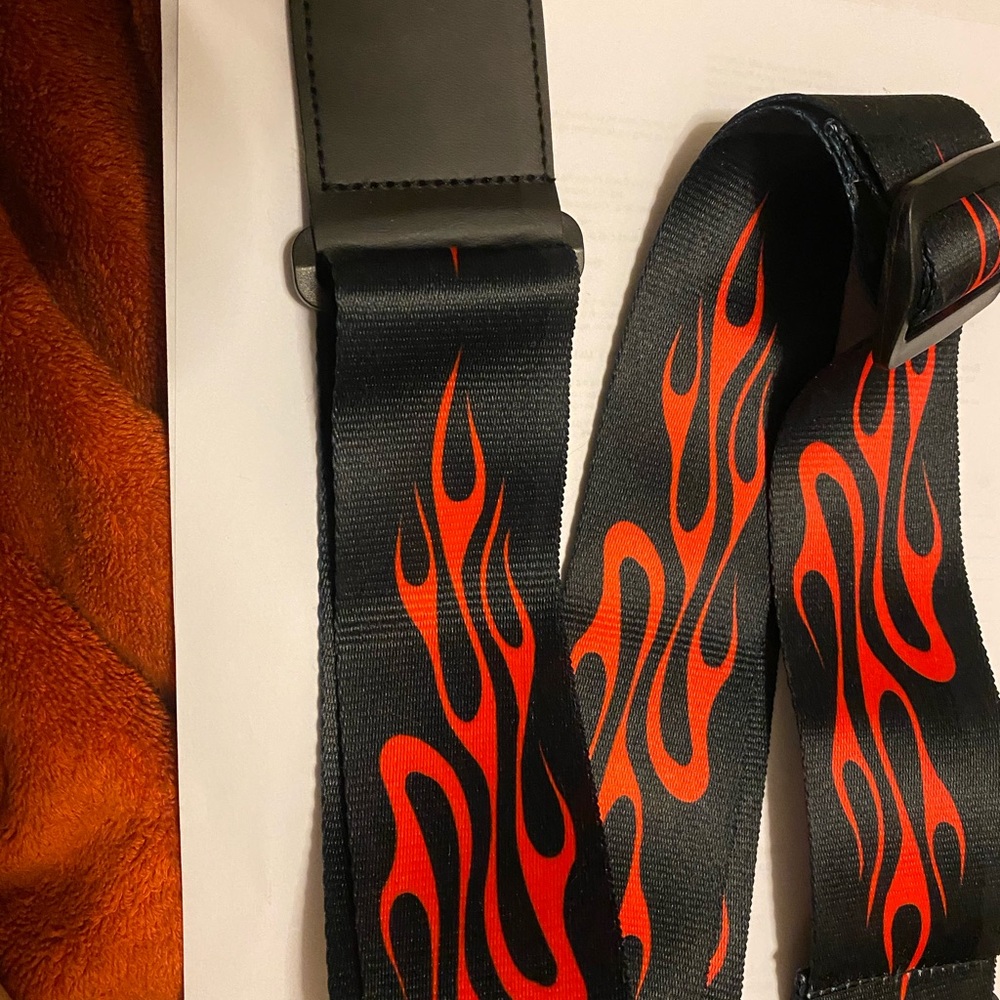 Guitar strap